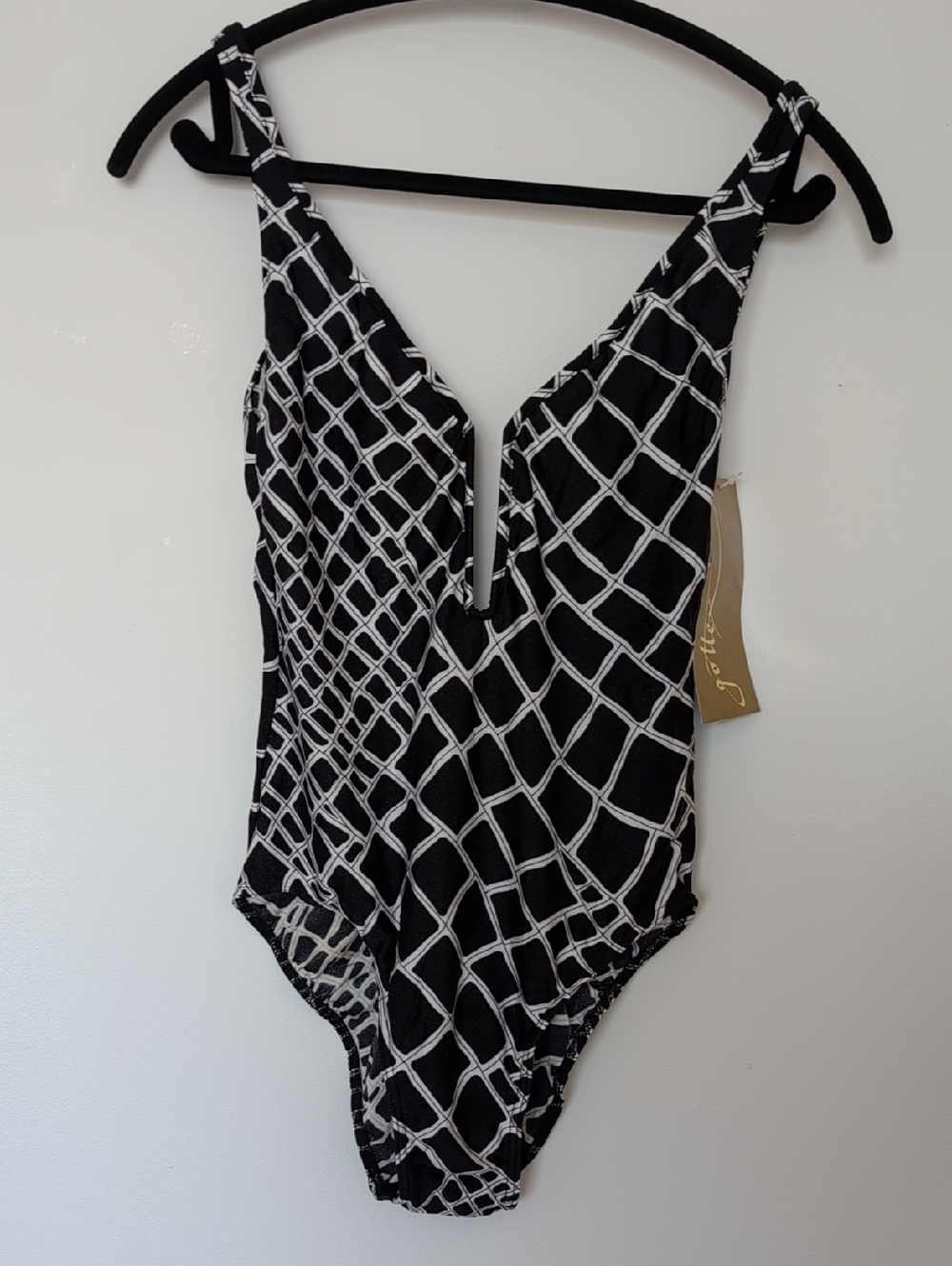 Girls Black & White Geometric One-Piece Swimsuit